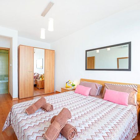 Spinola Bay Top Floor Seafront 3 Bedroom Apartment With Panoramic Sea Views - By Getawaysmalta Saint Julian's Екстер'єр фото