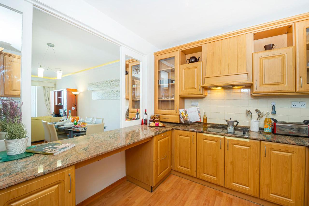 Spinola Bay Top Floor Seafront 3 Bedroom Apartment With Panoramic Sea Views - By Getawaysmalta Saint Julian's Екстер'єр фото