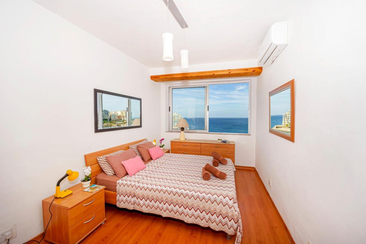 Spinola Bay Top Floor Seafront 3 Bedroom Apartment With Panoramic Sea Views - By Getawaysmalta Saint Julian's Екстер'єр фото
