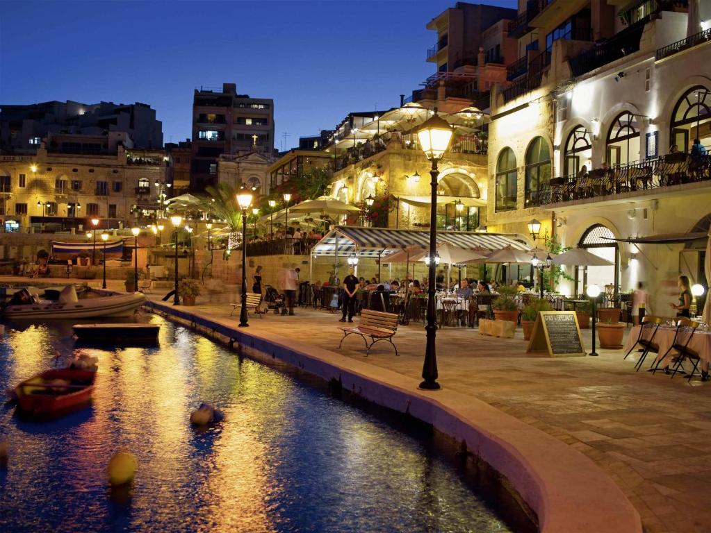 Spinola Bay Top Floor Seafront 3 Bedroom Apartment With Panoramic Sea Views - By Getawaysmalta Saint Julian's Екстер'єр фото