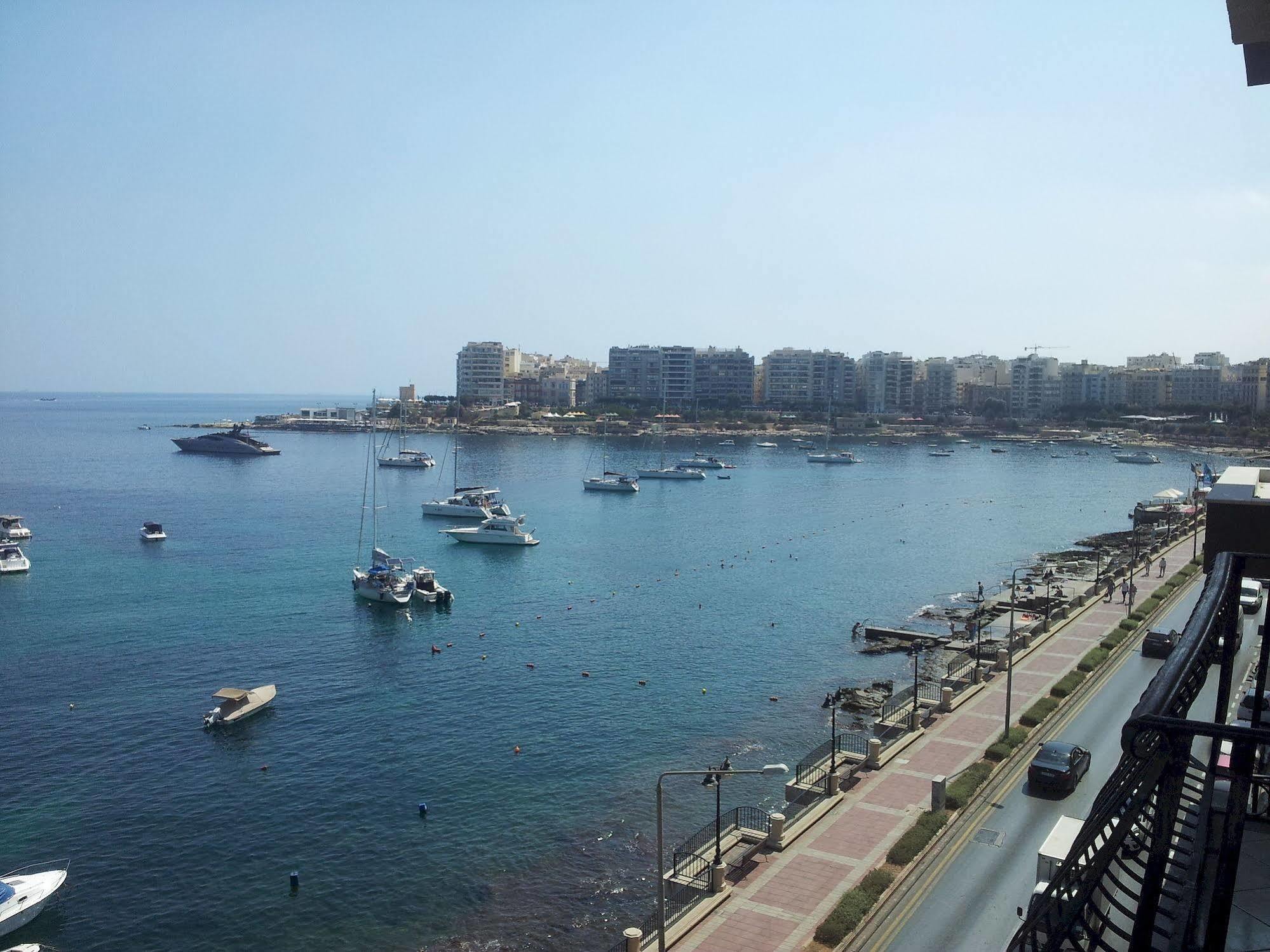 Spinola Bay Top Floor Seafront 3 Bedroom Apartment With Panoramic Sea Views - By Getawaysmalta Saint Julian's Екстер'єр фото
